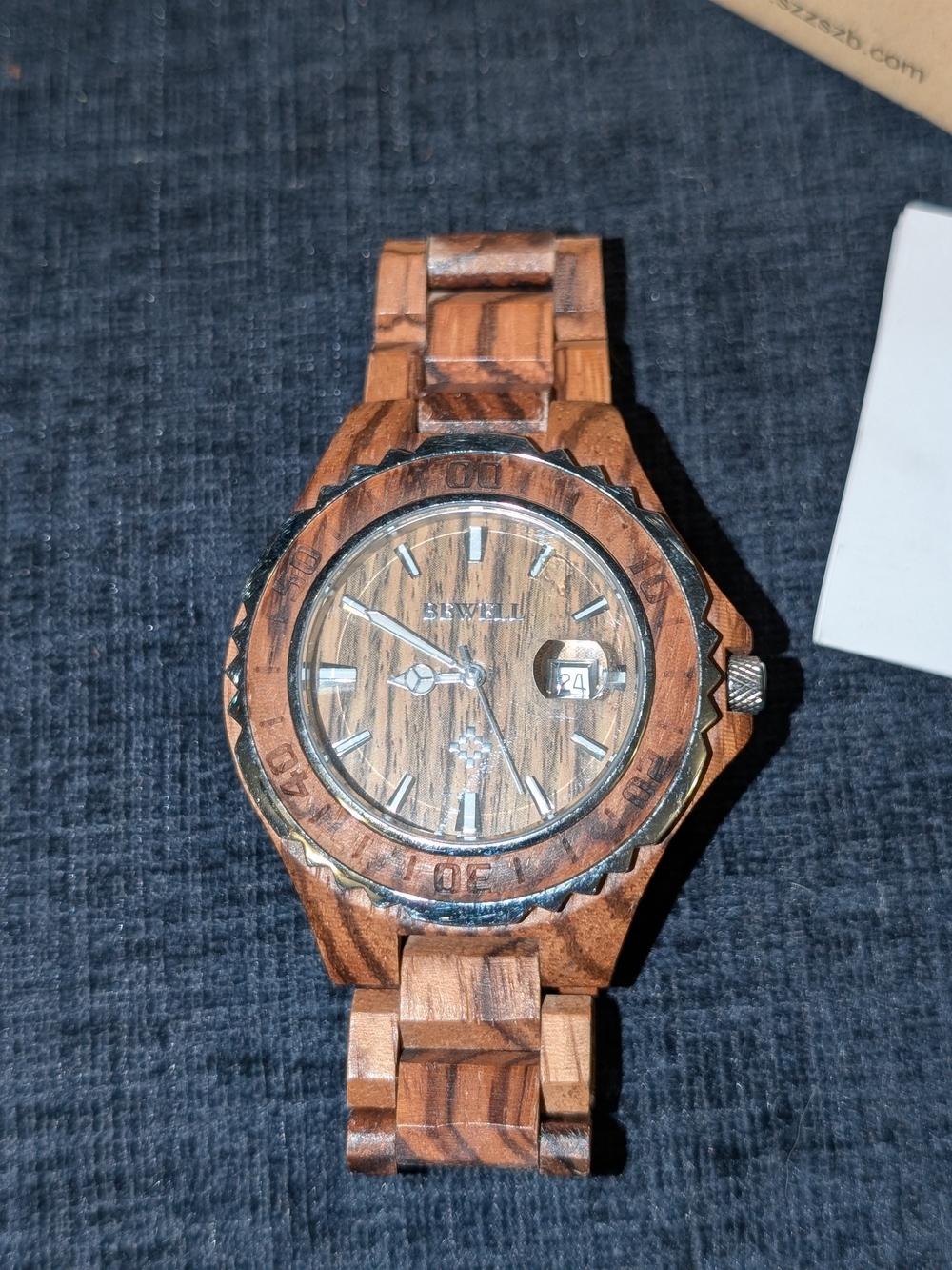 Bewell Wooden Men’s Watch